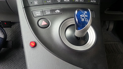 中京自動車整備が提供するプリウス教習車(ギア)