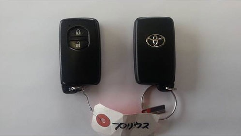 中京自動車整備が提供するプリウス教習車(キー)